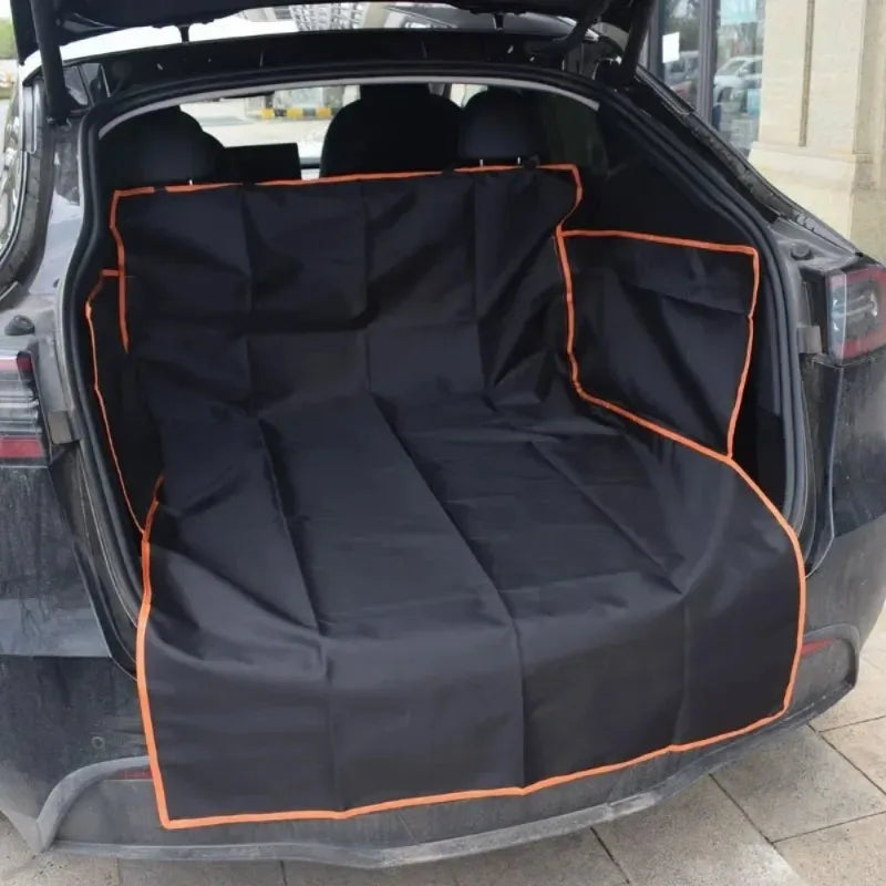 Trundil Dog Cargo Liner — Plastic