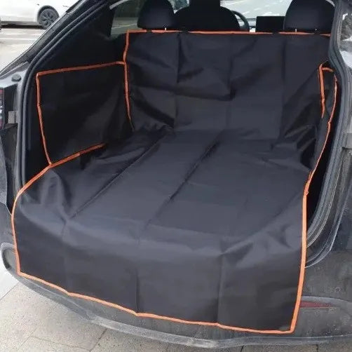 Trundil Dog Cargo Liner — Plastic